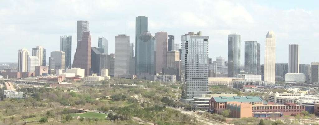 This Houston live cam shows the skyline of the city